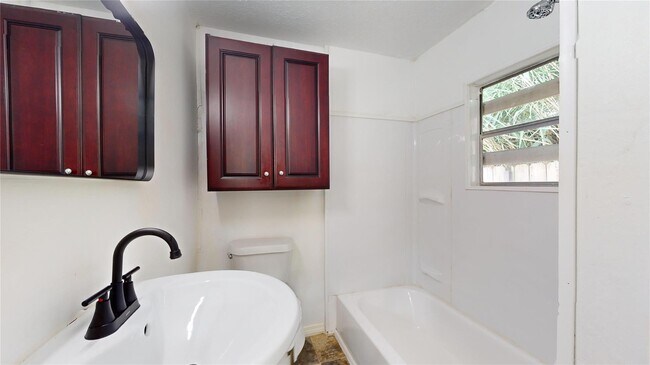 Building Photo - 3806 Cosby St