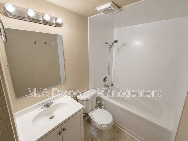 Building Photo - 4168 W 3280 S