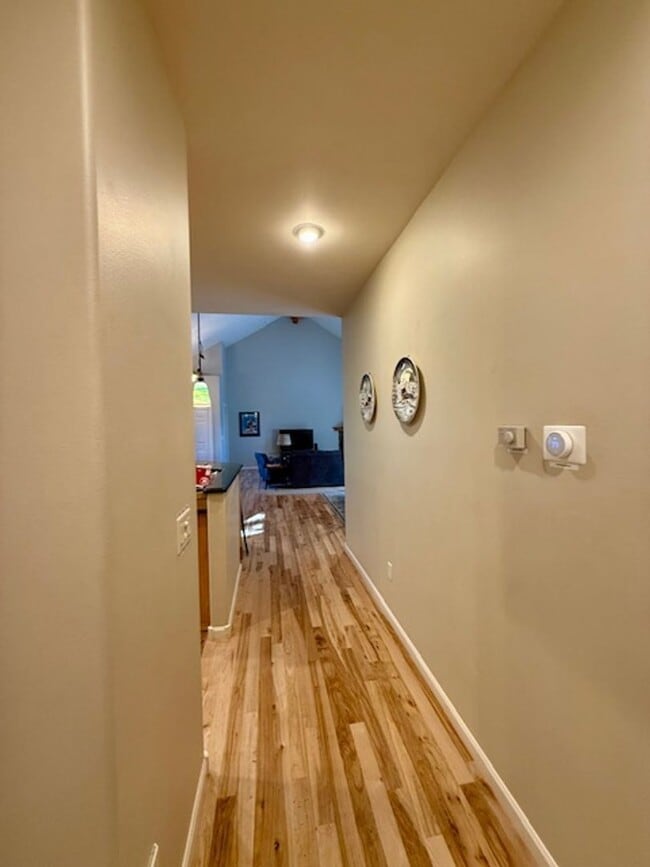 Building Photo - Charming Single-Level 3 BR Retreat in Shev...