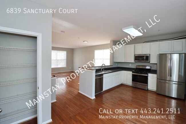 Building Photo - 6839 Sanctuary Ct