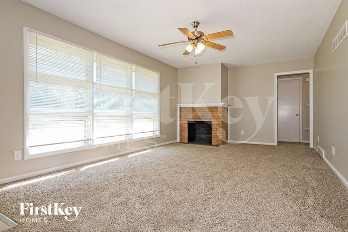 Building Photo - 5816 Lane Ave