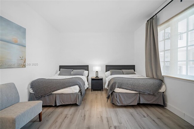 Building Photo - 19234 Fisher Island Dr