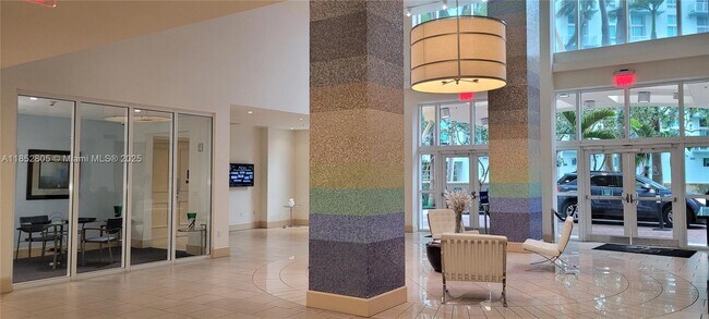 Building Photo - 2001 Biscayne Blvd
