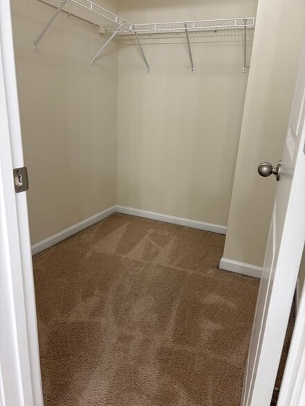 Building Photo - 26 Jones Creek Cir