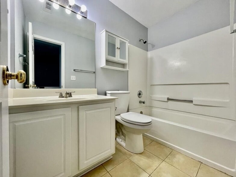 Building Photo - 2758 Ashleigh Ln