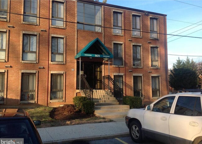 Building Photo - 1631 Gainesville St SE