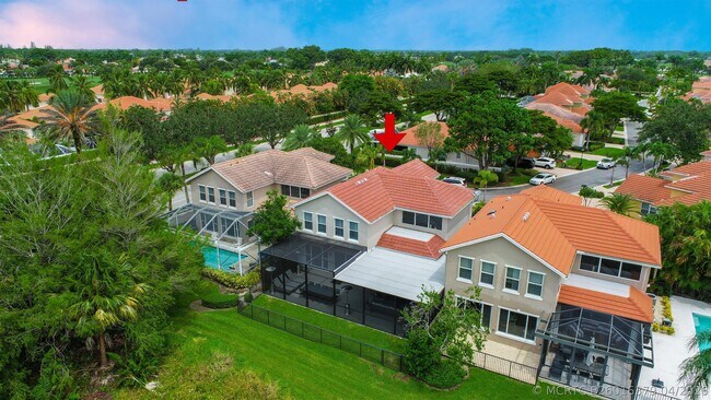Building Photo - 8216 Heritage Club Dr
