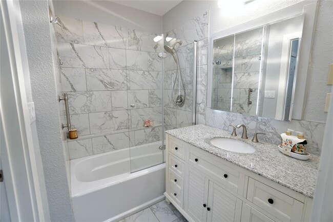 Building Photo - 311 Harmon Hills Cove