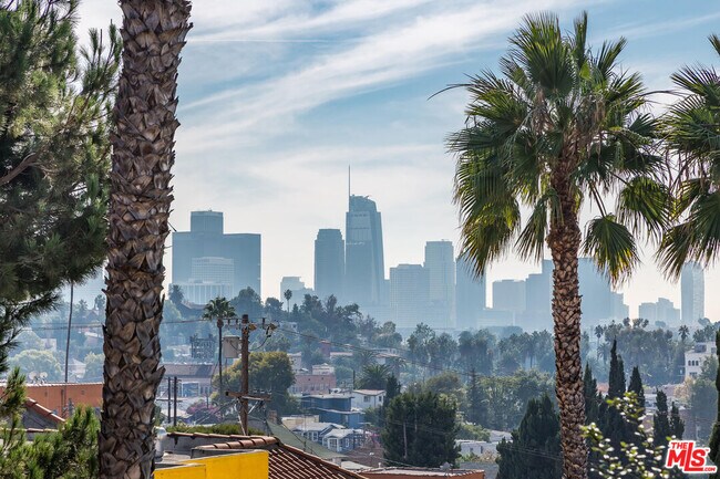 Building Photo - 1912 Liberty Ct