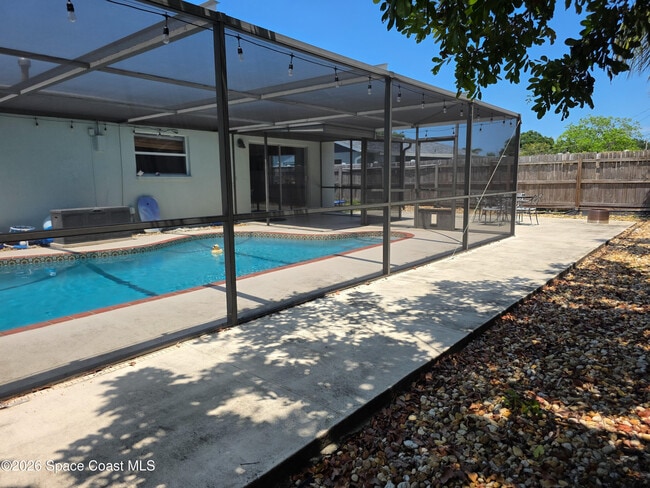 Building Photo - 315 Oahu Dr