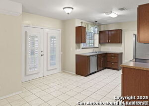 Building Photo - 317 Sunrose Ln