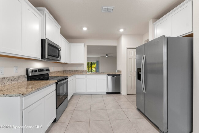 Building Photo - 7349 Tourmaline Dr