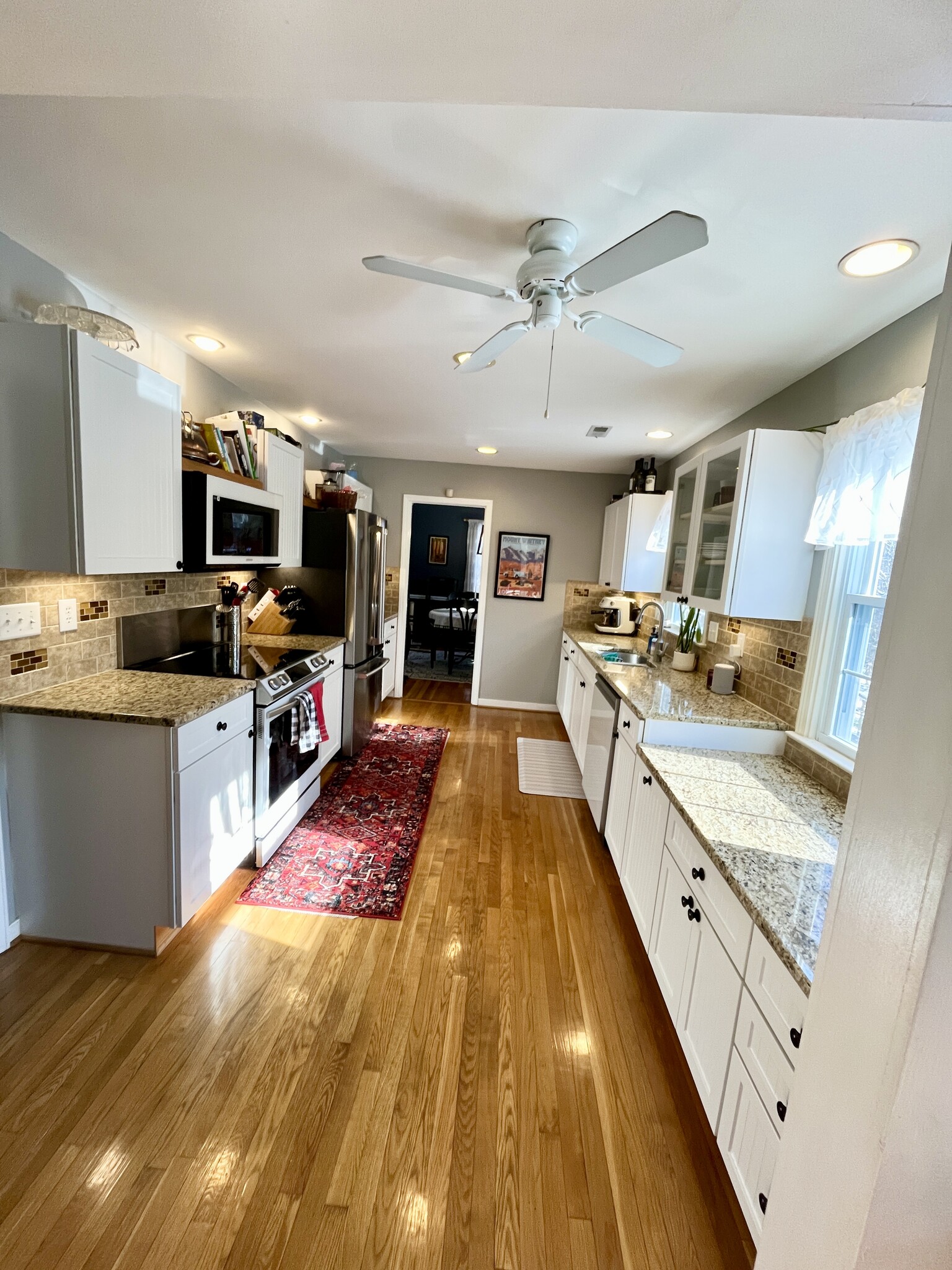 kitchen - 2206 Cedar Crest Rd