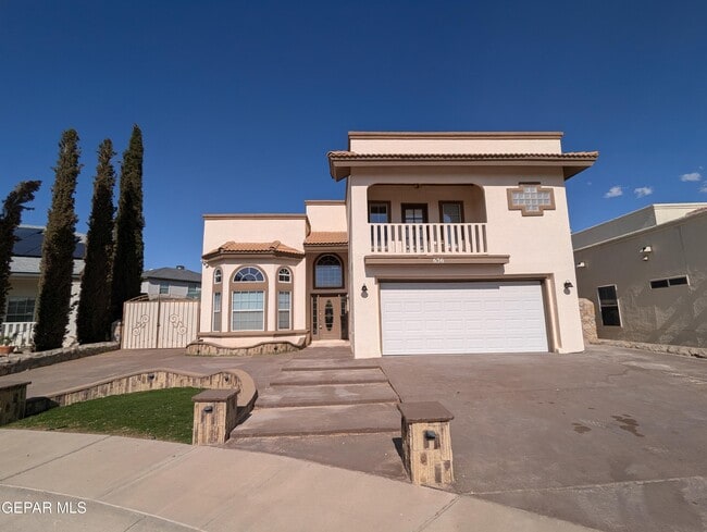 Primary Photo - 636 Paseo De Flor Cir