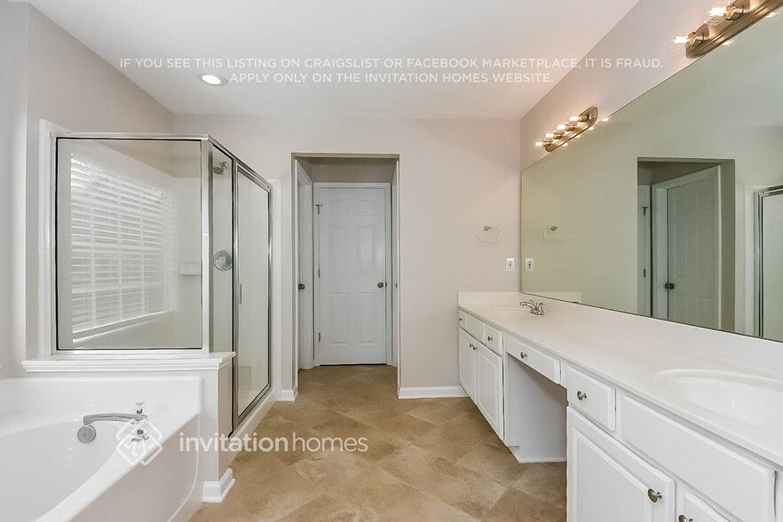 Building Photo - 3650 Elmendorf Cove NW
