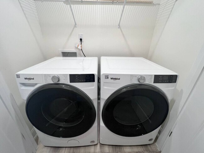 Building Photo - 4959 Caddis Bnd