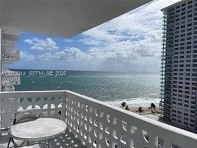 Building Photo - 4010 Galt Ocean Dr