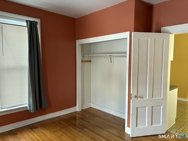 Building Photo - 17 Pearl St