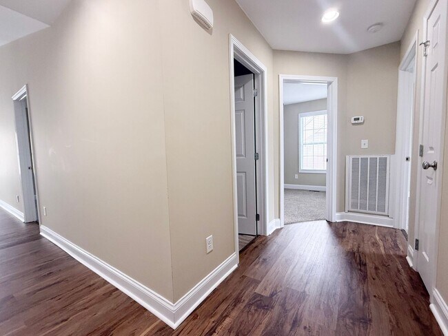 Building Photo - 3-Bedroom Home with Garage in The Reserve