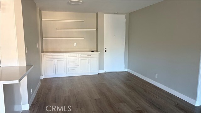 Building Photo - 6542 Ocean Crest Dr
