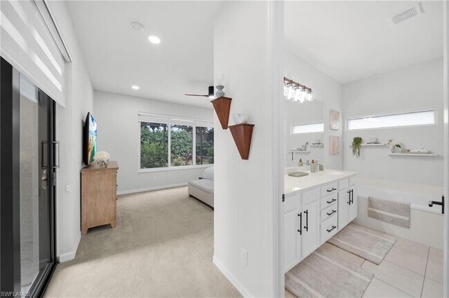 Building Photo - 8864 Ventura Way