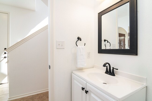 Building Photo - Home for Rent