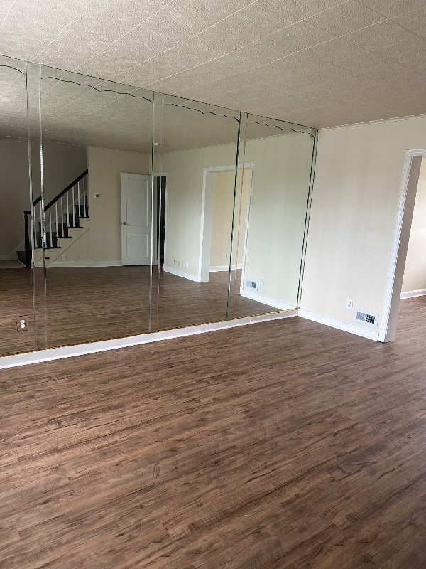 Building Photo - 1504 E Cold Spring Ln
