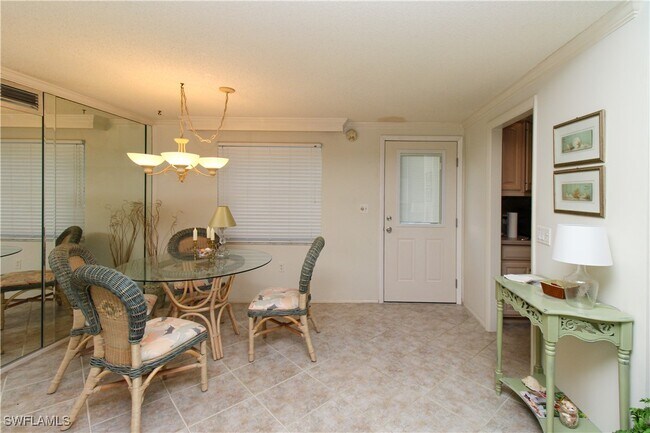 Building Photo - 3400 Gulf Shore Blvd N