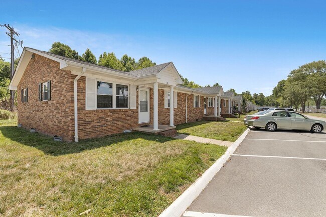 Interior Photo - College Road Apartments