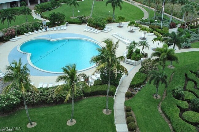 Building Photo - 260 Seaview Ct