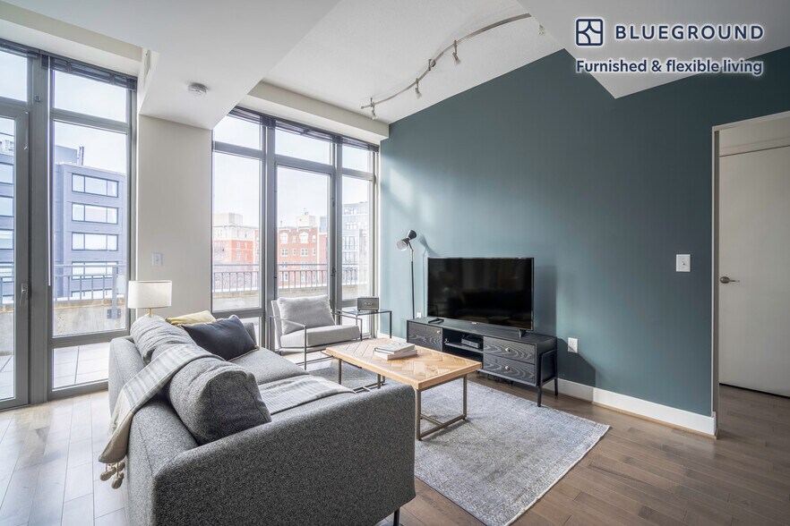 Building Photo - 1328 14th St NW
