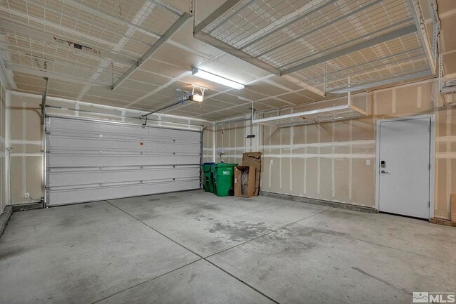 Building Photo - 10345 Rollins Dr