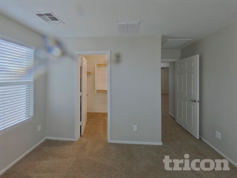 Building Photo - 4804 W Leodra Ln