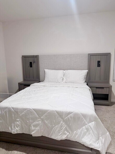 Building Photo - 8417 Everly Preserve Dr