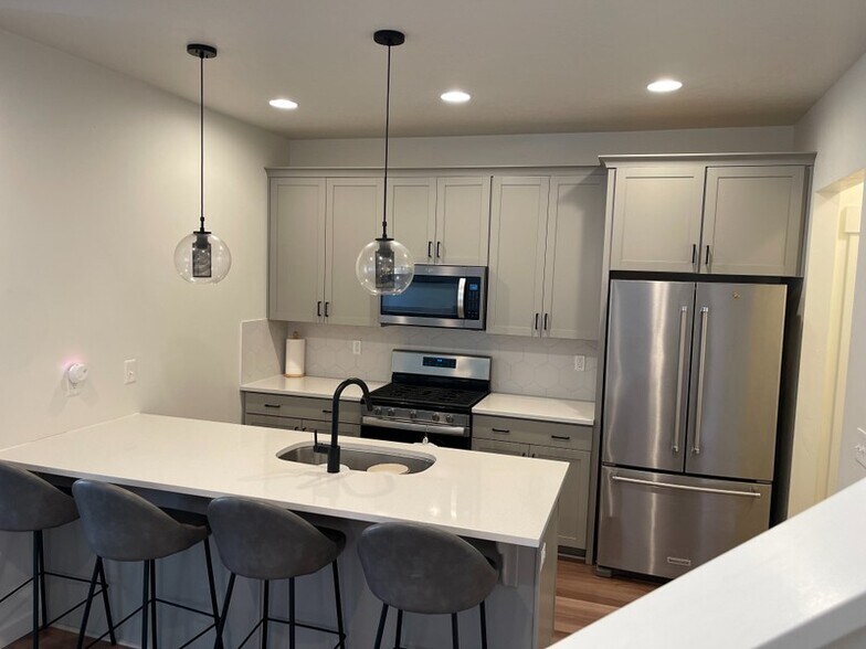 Building Photo - 5147 N Marble Fox Way