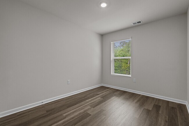 Building Photo - 547 Gemstone Blvd