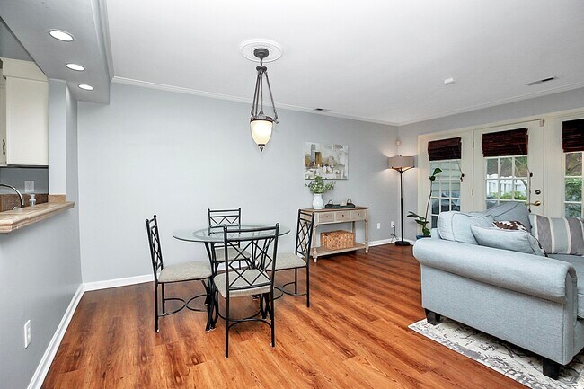 Building Photo - 2754 Tiergarten Ln