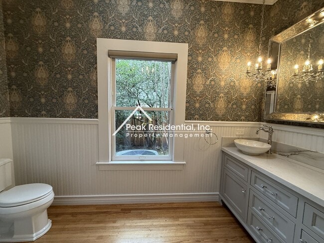 Building Photo - Beautiful Penryn 3bd/2ba House With Detach...