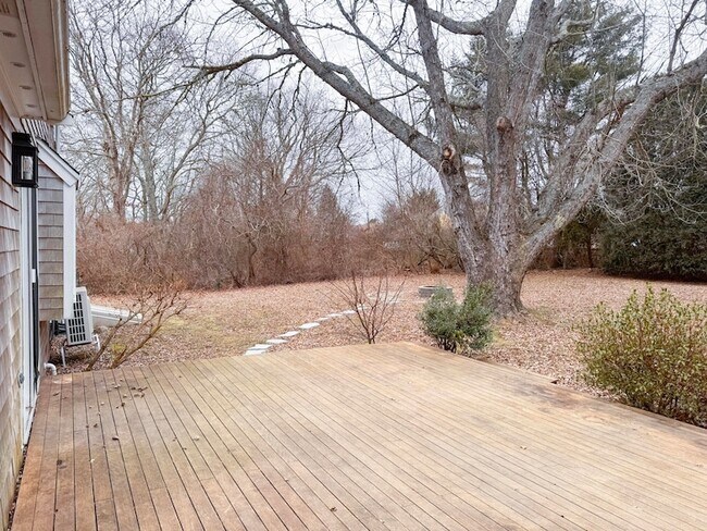 Building Photo - 33 Green House Rd