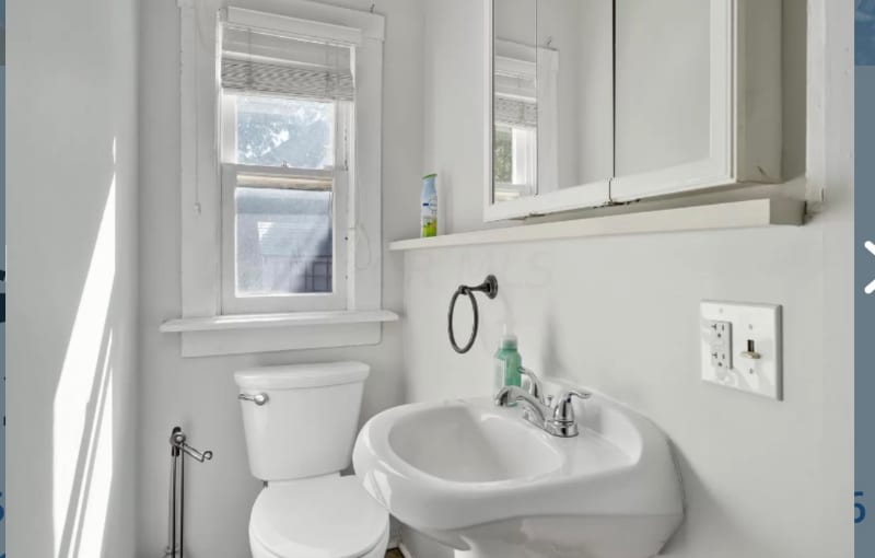 Building Photo - 758 S Pearl St