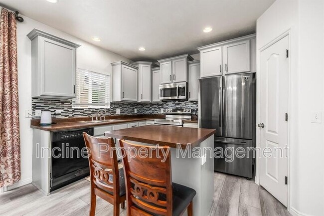 Building Photo - 7623 Yellowwood Ln