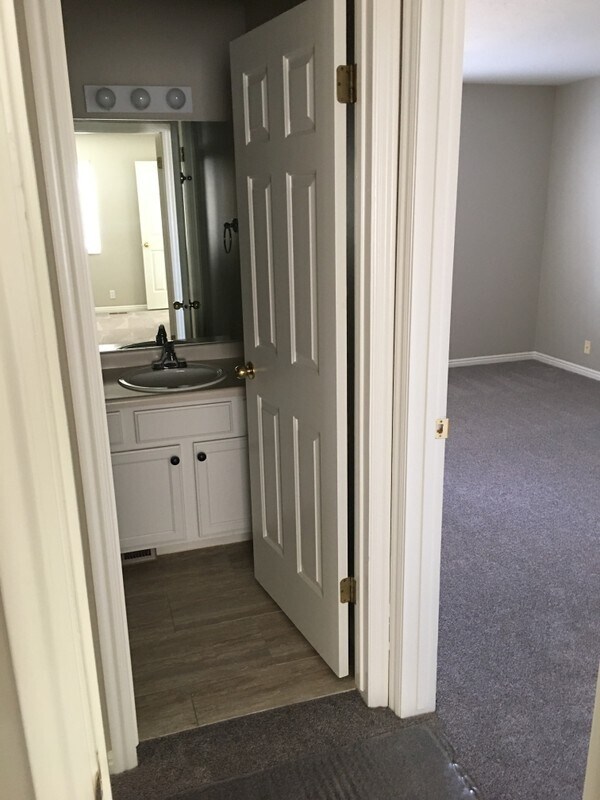 Building Photo - 2143 Powderkeg Dr