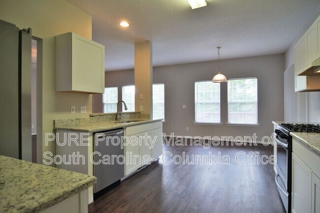 Building Photo - 210 Kingston Forest Dr