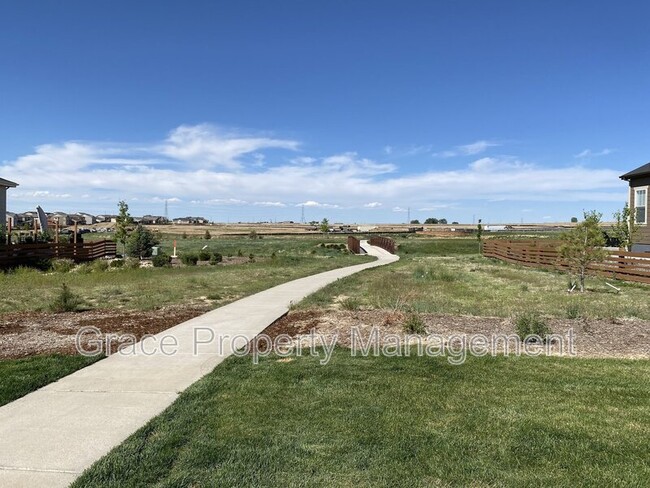 Building Photo - 389 Rodden Dr