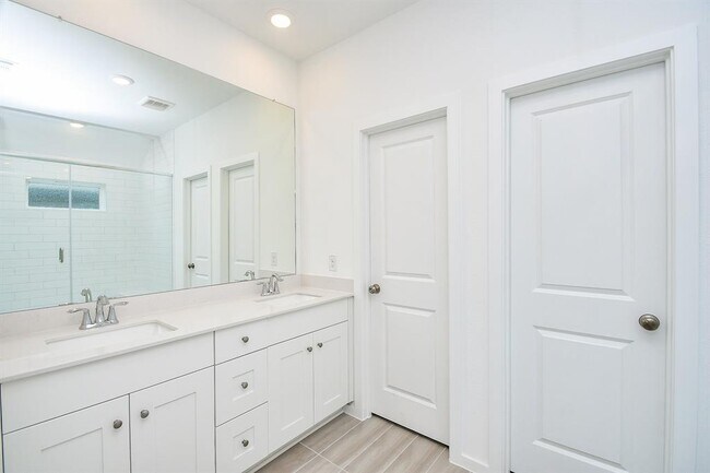 Building Photo - 8214 Tempest Stone Dr