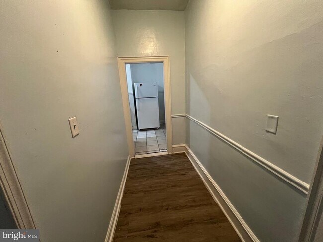 Building Photo - 5533 Walnut St