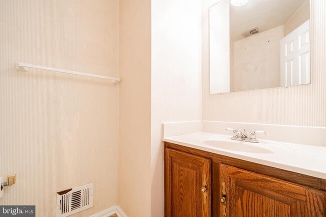 Building Photo - 7711 Shootingstar Dr