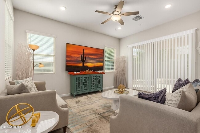 Building Photo - 1914 N 140th Ave