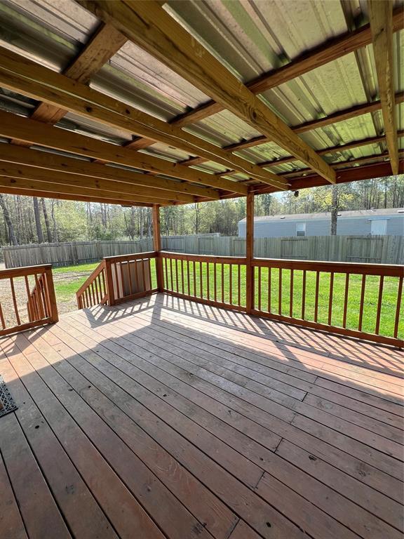 Building Photo - 101 Maple Ln