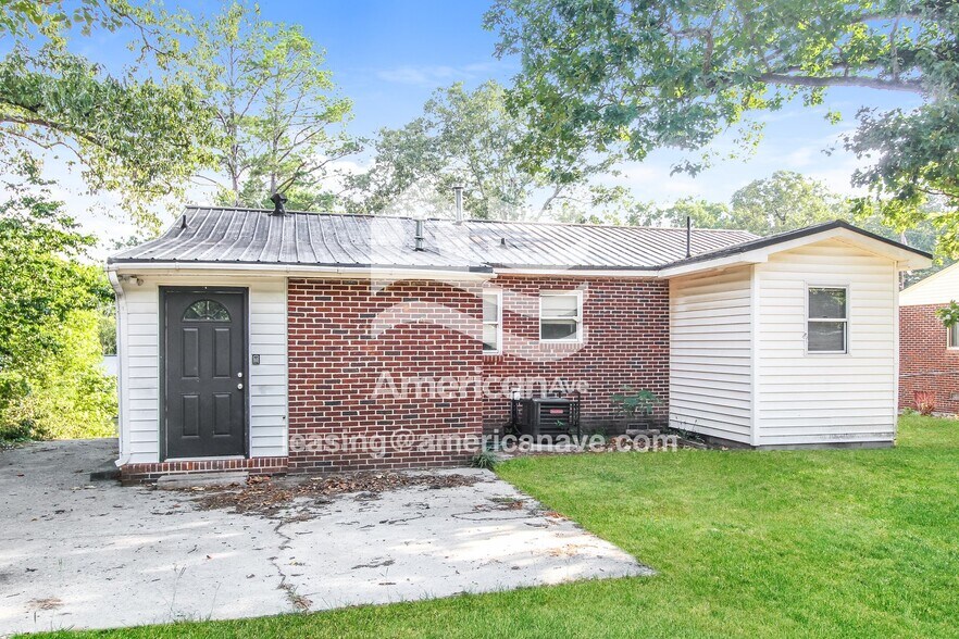 Building Photo - 336 Johns Rd